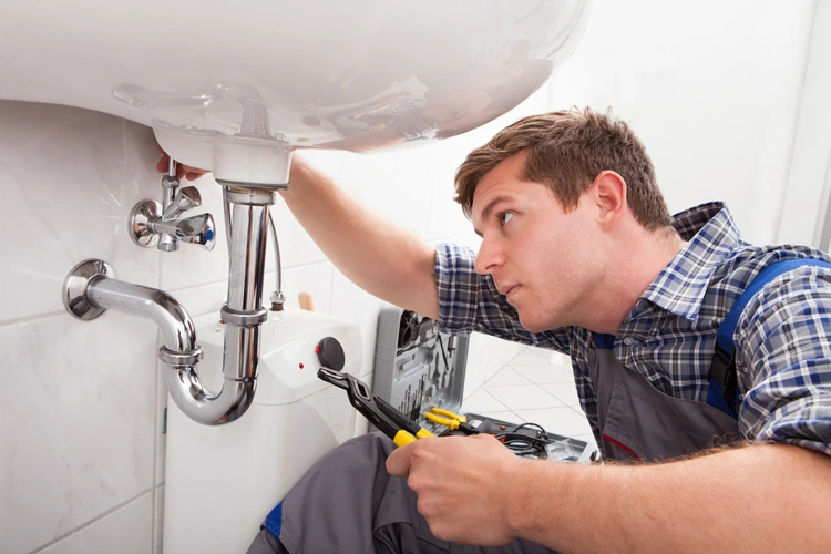BATHROOM REMODELING · PLUMBING INSTALLATION